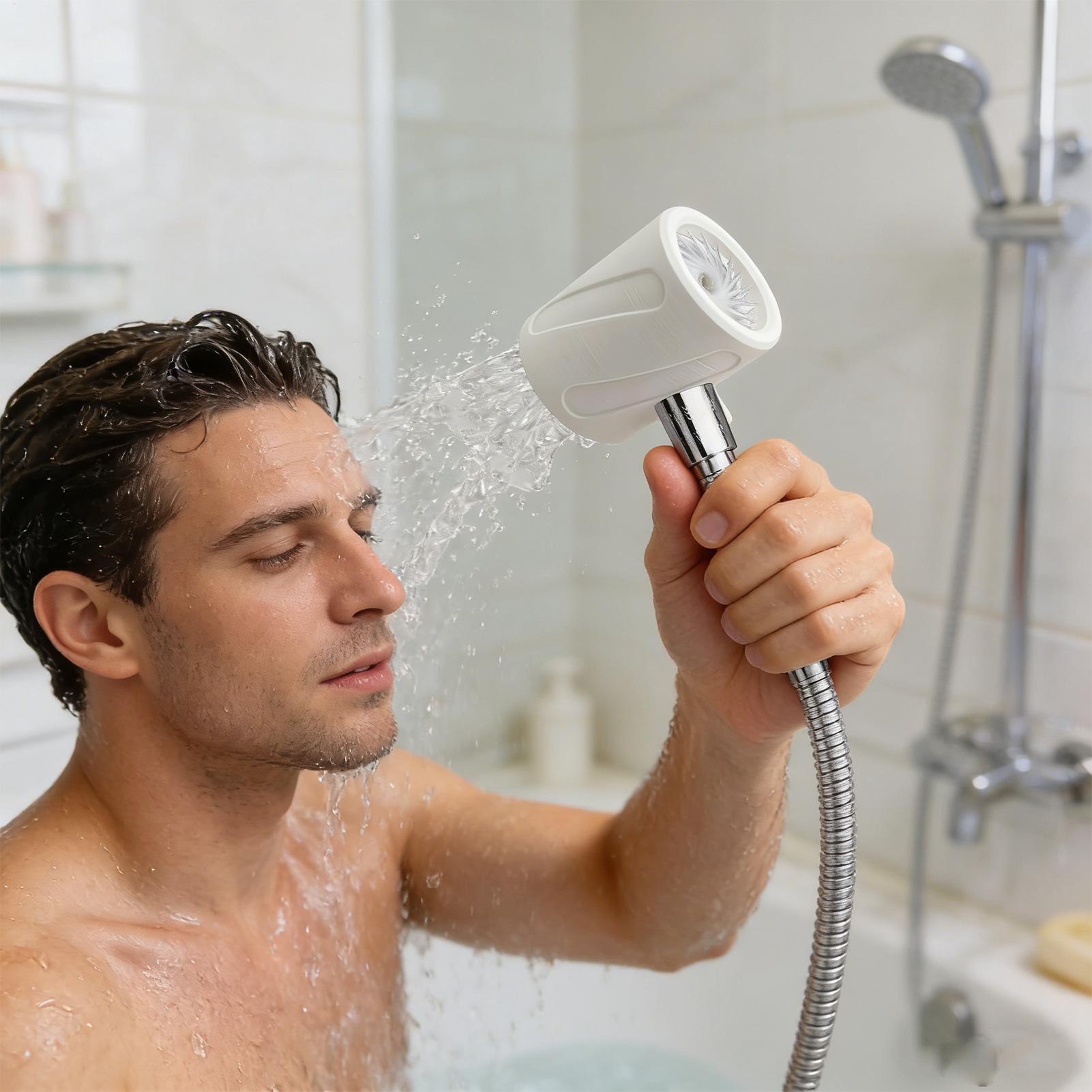 Chuveiro de Mão Masculino de A - Home Bathroom Renovation avaliação e preço